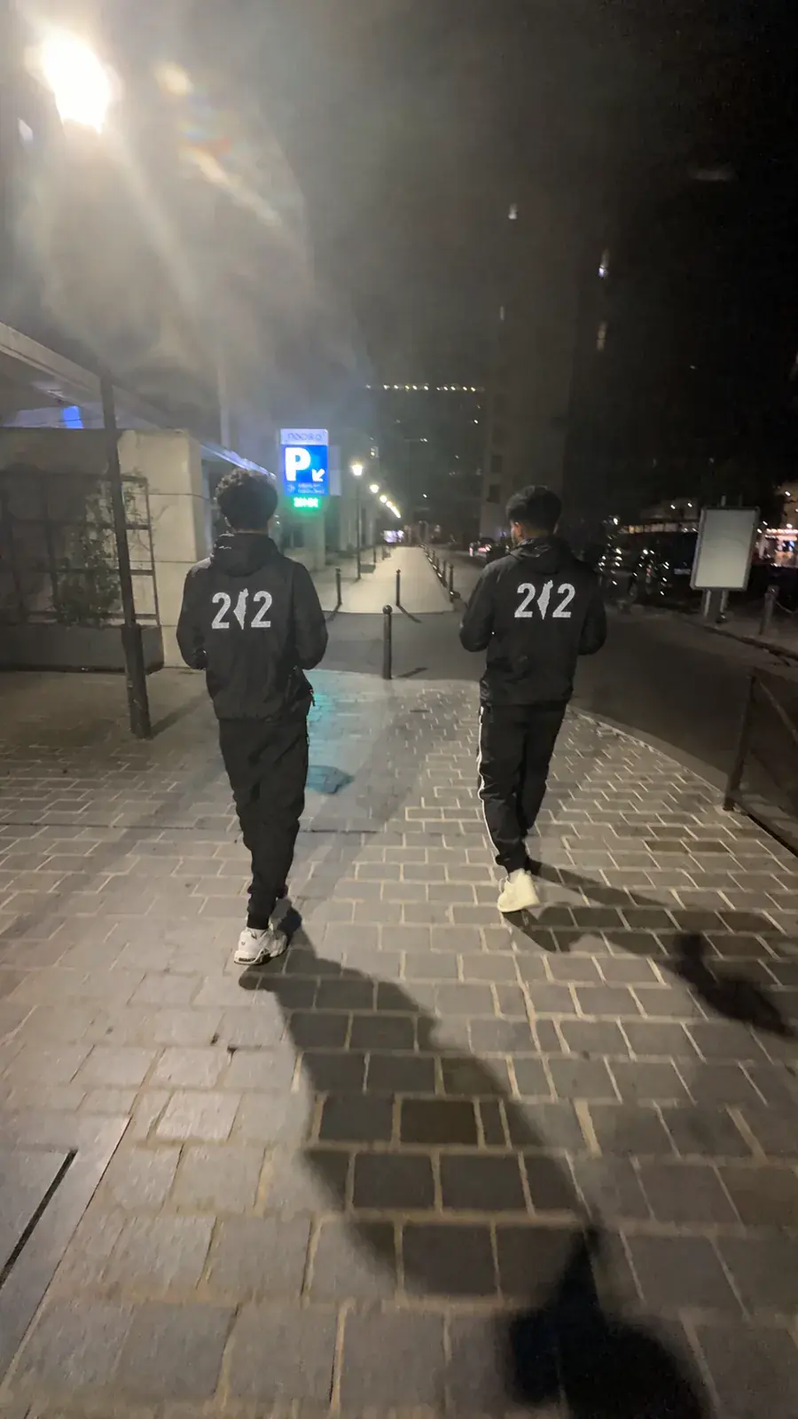 Veste NO FITNA 212 Palestine portée : entre frères, la nuit
